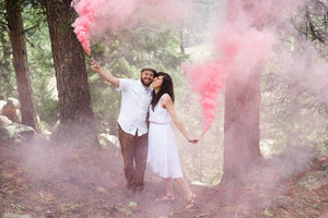 Gender Reveal Package (2 Smoke Grenades + 2 Confetti Cannons)